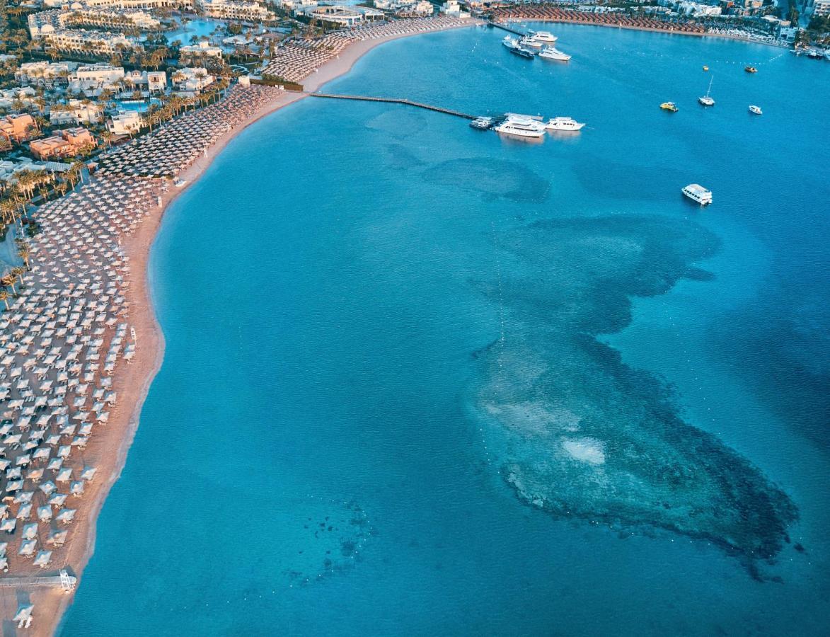 Jaz Makadi Saraya Resort Hurghada Eksteriør billede Aerial view of the bay