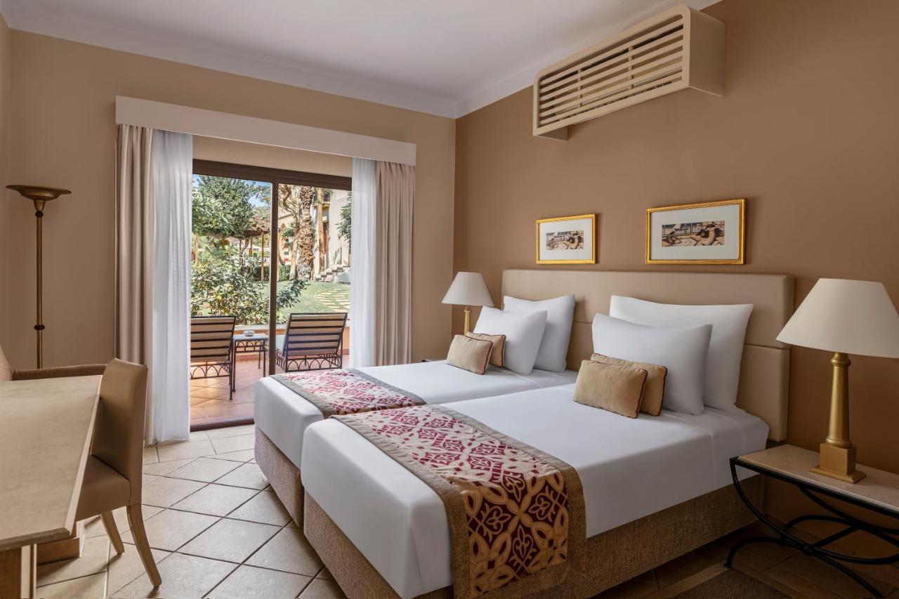 Jaz Makadi Saraya Resort Hurghada Eksteriør billede A room at the hotel