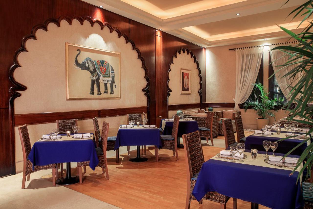 Jaz Makadi Saraya Resort Hurghada Eksteriør billede The interior of the restaurant
